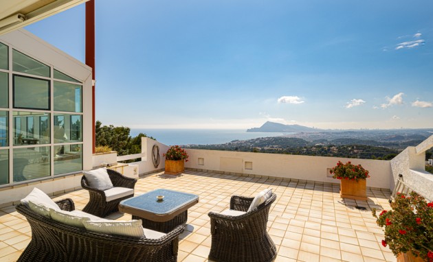 Resale - Villa - Altea
