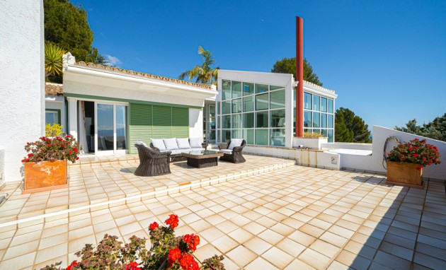 Resale - Villa - Altea