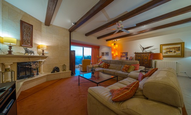 Resale - Villa - Altea