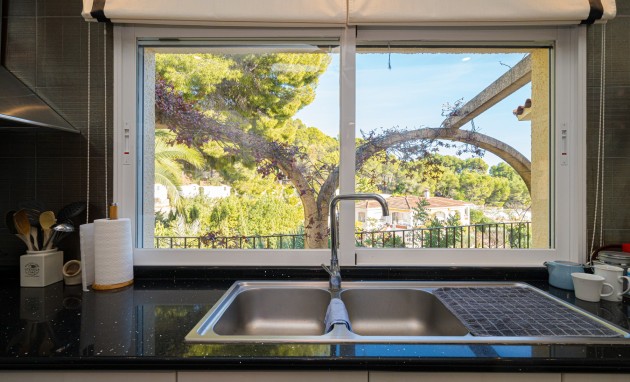 Resale - Villa - Altea