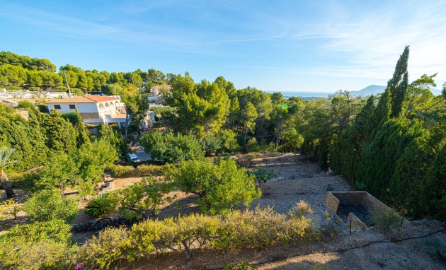 Resale - Villa - Altea