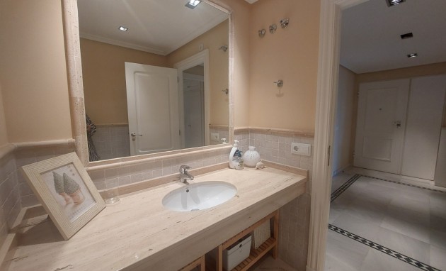 Resale - Apartment / flat - Altea