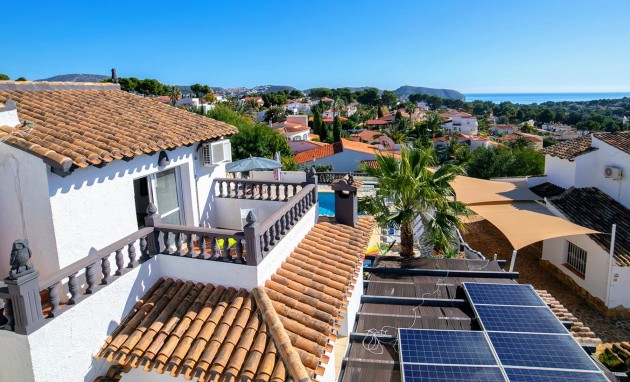 Resale - Villa - Moraira