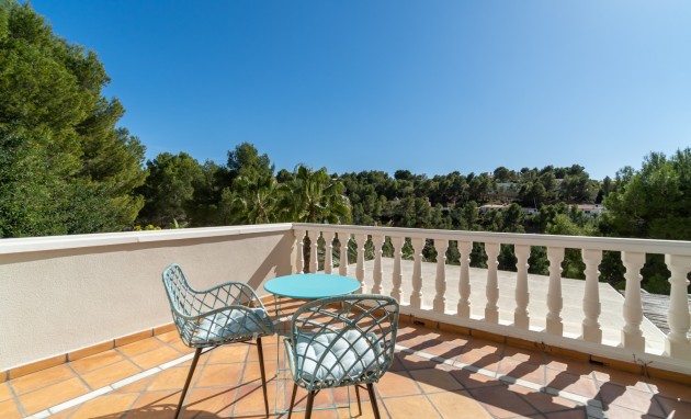 Resale - Villa - Altea