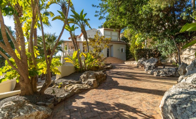 Resale - Villa - Altea