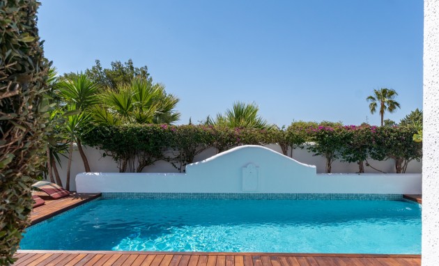 Resale - Villa - Altea