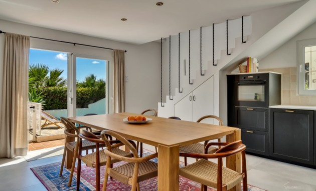 Resale - Villa - Altea