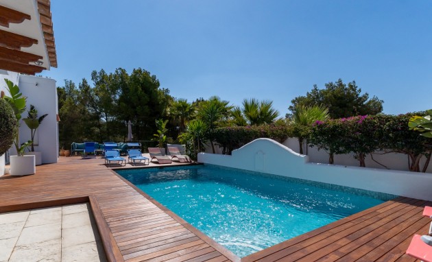 Resale - Villa - Altea