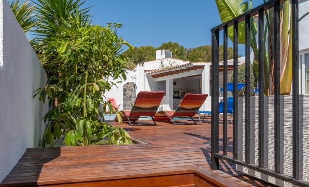 Resale - Villa - Altea