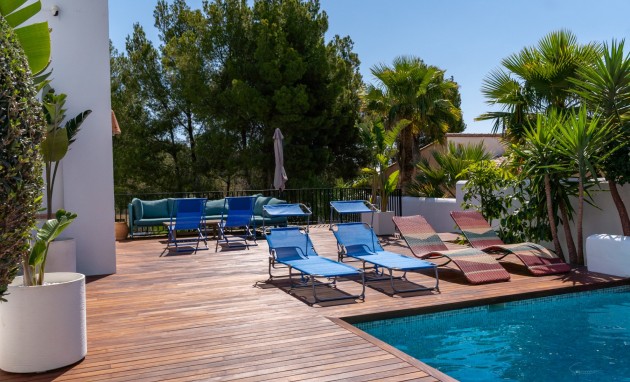 Resale - Villa - Altea