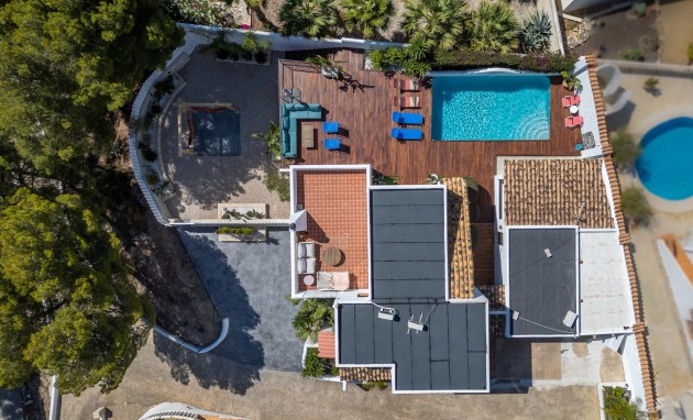 Resale - Villa - Altea