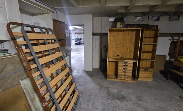 Herverkoop - Berging - Altea