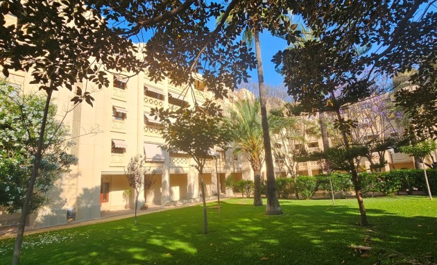 Resale - Apartment / flat - San Juan de Alicante