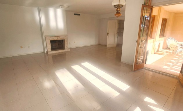 Resale - Apartment / flat - San Juan de Alicante