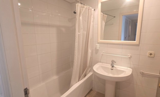 Resale - Apartment / flat - San Juan de Alicante