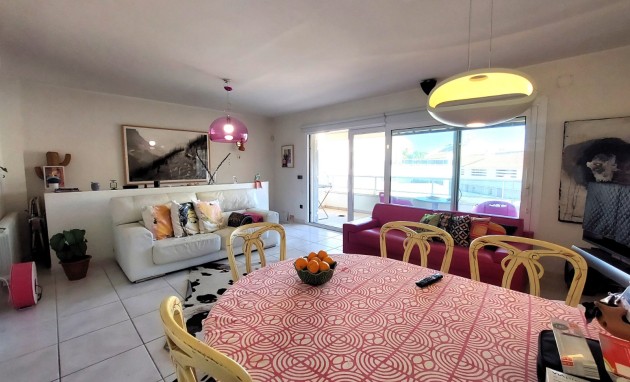 Resale - Apartment / flat - Altea