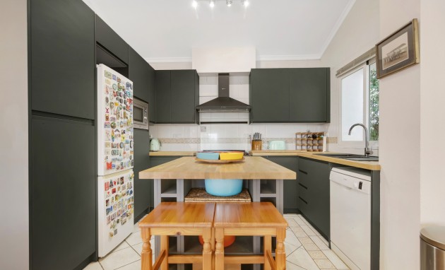 Resale - Villa - Altea