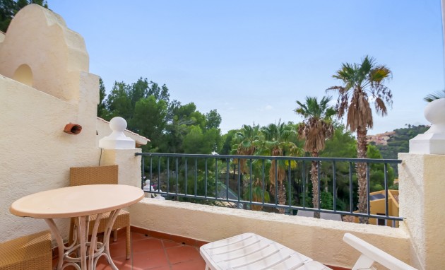 Resale - Villa - Altea
