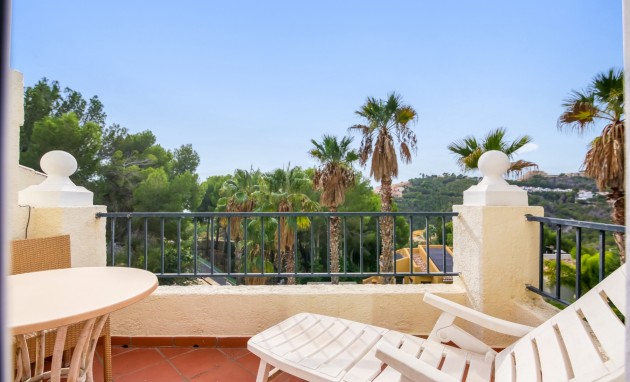 Resale - Villa - Altea