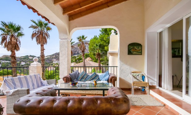 Resale - Villa - Altea