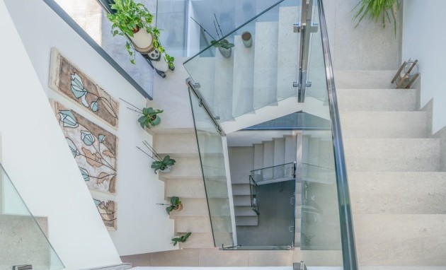 Resale - Villa - Albir