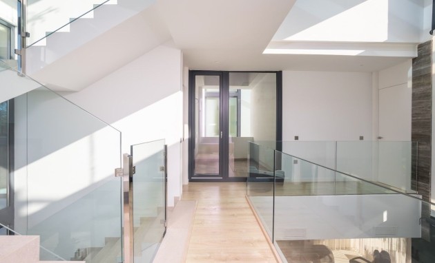 Resale - Villa - Albir