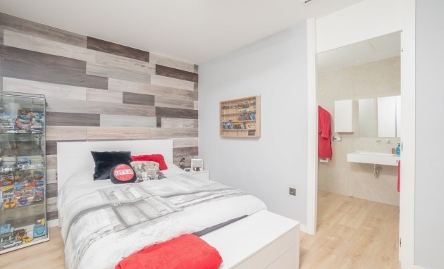 Resale - Villa - Albir