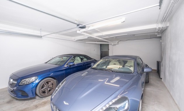 Resale - Villa - Albir