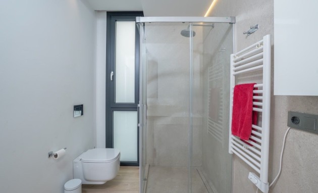 Resale - Villa - Albir