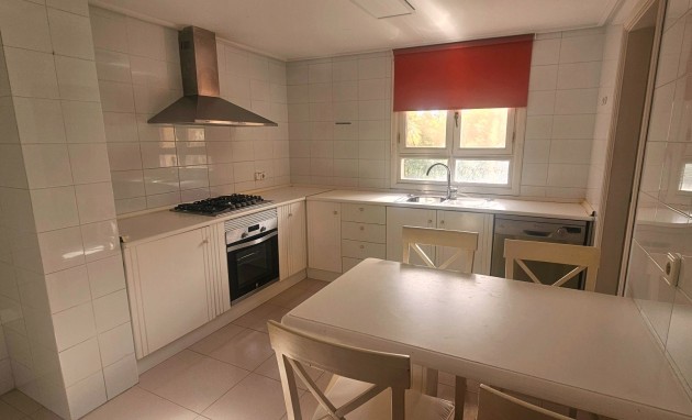 Resale - Apartment / flat - San Juan de Alicante