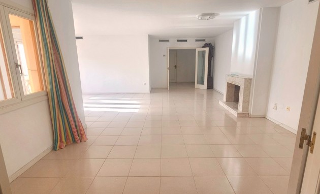 Resale - Apartment / flat - San Juan de Alicante