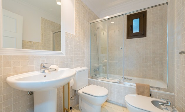 Herverkoop - Appartement / flat - Altea