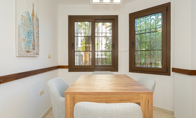 Resale - Apartment / flat - Altea