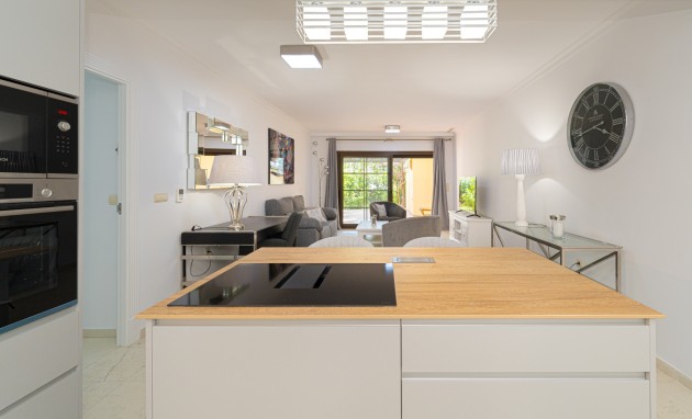 Resale - Apartment / flat - Altea