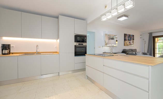 Resale - Apartment / flat - Altea