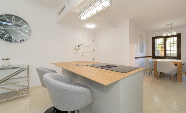 Resale - Apartment / flat - Altea