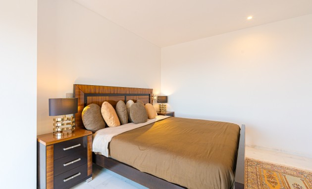 Resale - Villa - Altea