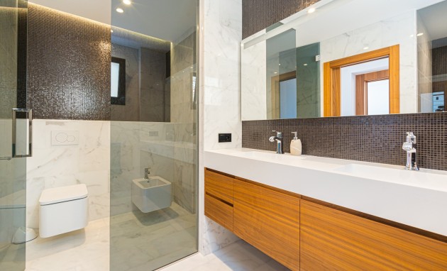 Resale - Villa - Altea