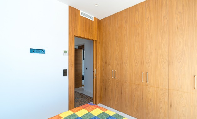 Resale - Villa - Altea