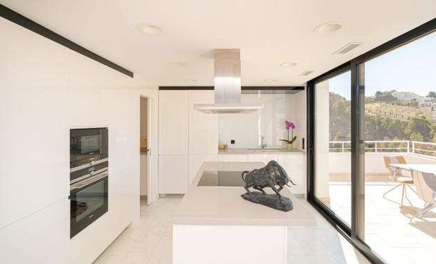 Resale - Villa - Altea