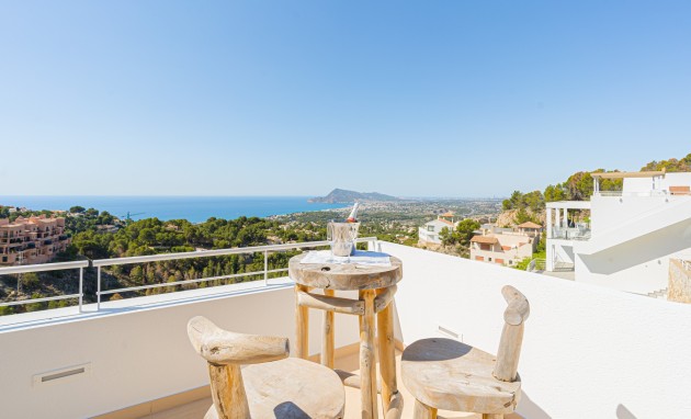 Resale - Villa - Altea