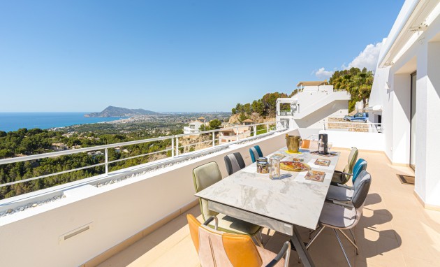Resale - Villa - Altea
