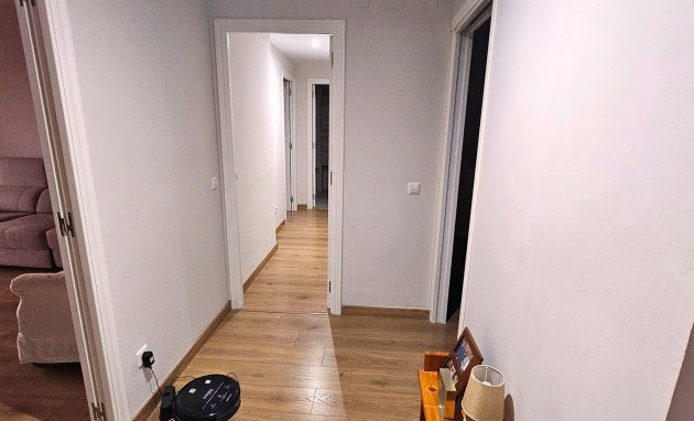 Resale - Apartment / flat - San Juan de Alicante