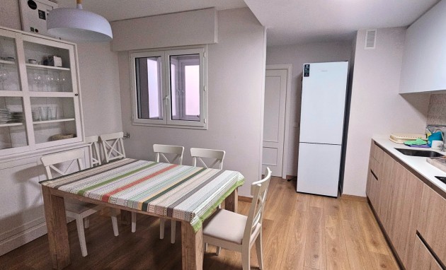 Resale - Apartment / flat - San Juan de Alicante