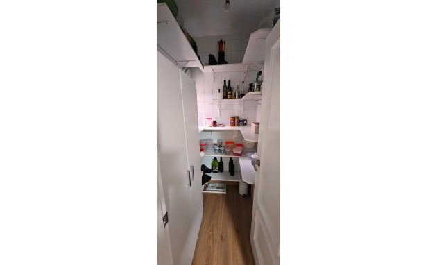 Reventa - Apartamento / piso - San Juan de Alicante