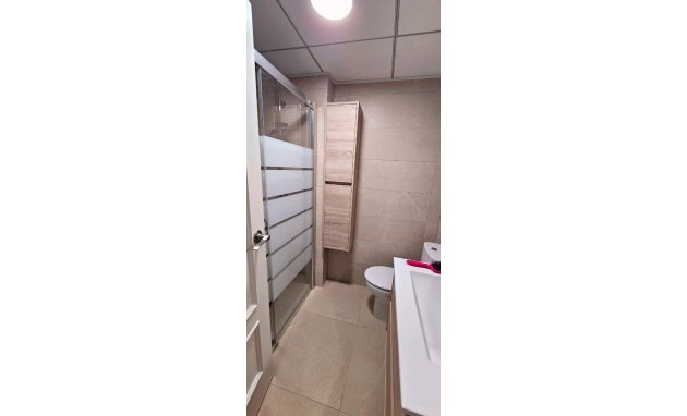 Reventa - Apartamento / piso - San Juan de Alicante