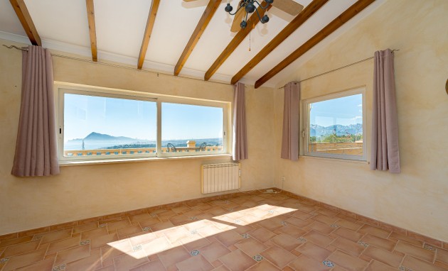 Resale - Villa - Altea