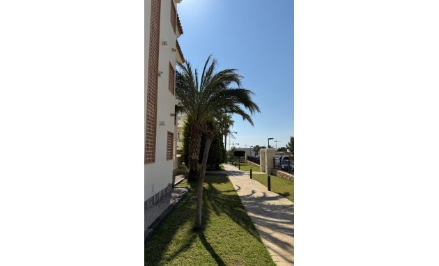 Resale - Apartment / flat - Finestrat - Finestrat Urbanizaciones