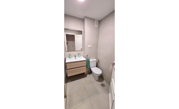 Resale - Apartment / flat - San Juan de Alicante