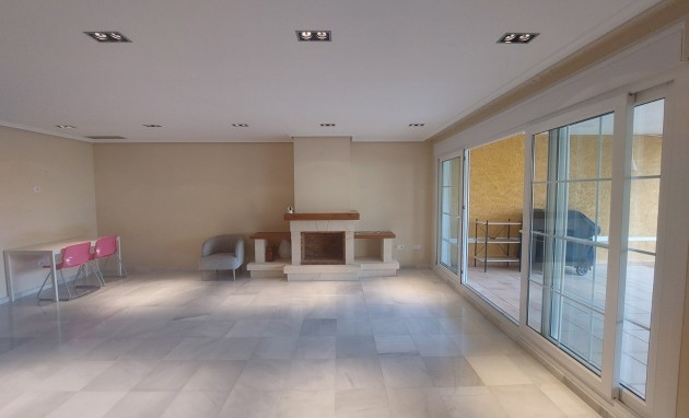 Resale - Apartment / flat - Altea